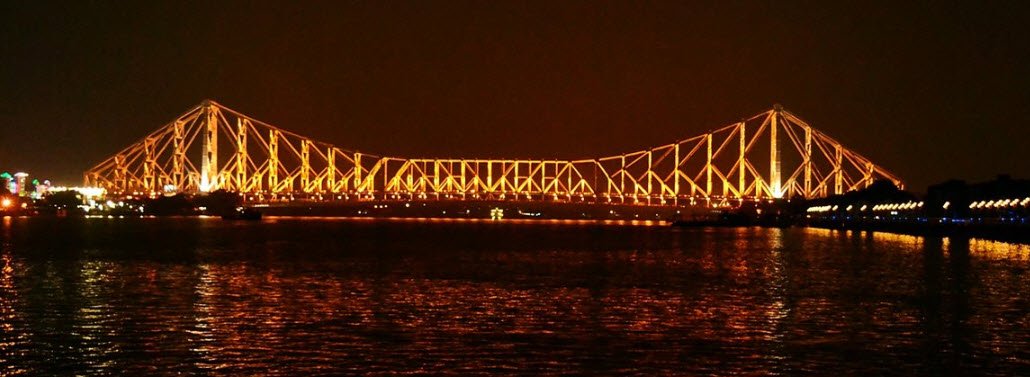 Howrah Bridge, Howrah, West Bengal - Vushii.com Howrah Bridge, Howrah, West Bengal - Vushii.com